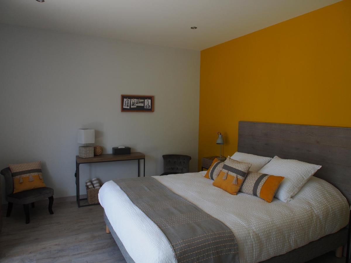 La Charentine Bed & Breakfast Echillais ภายนอก รูปภาพ