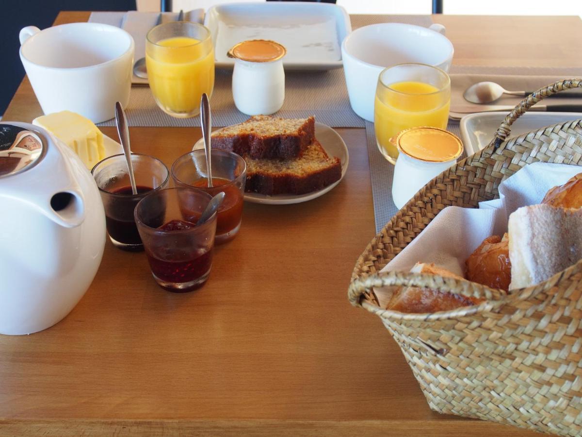 La Charentine Bed & Breakfast Echillais ภายนอก รูปภาพ